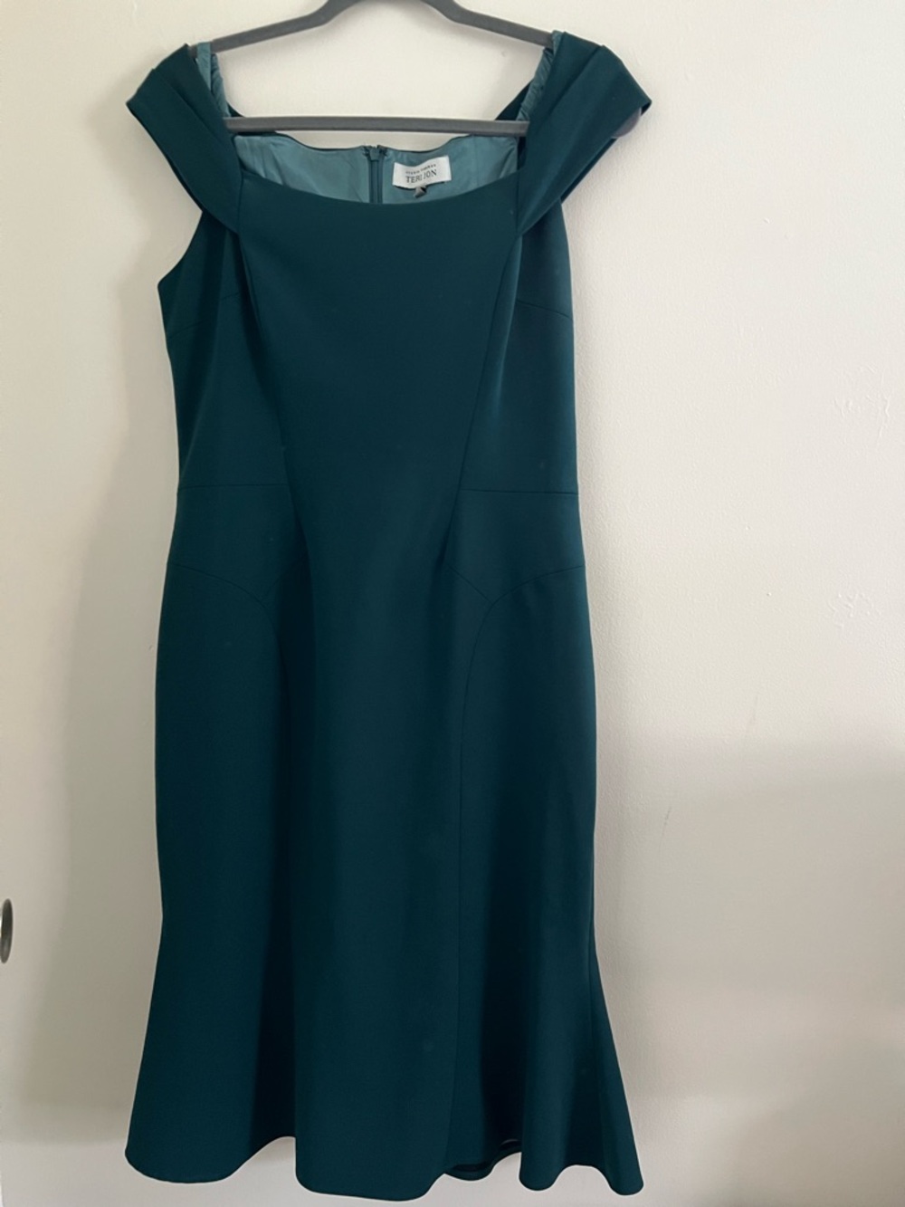 Teri Jon Emerald Green Cocktail Dress